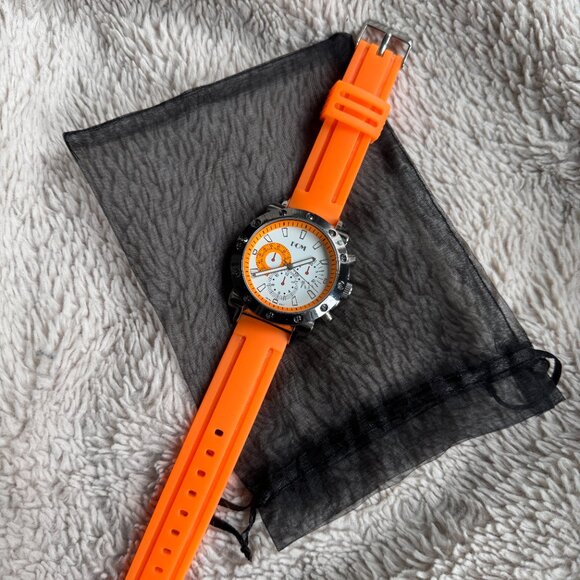 DOM Oversized Watch - Picture 8 of 8